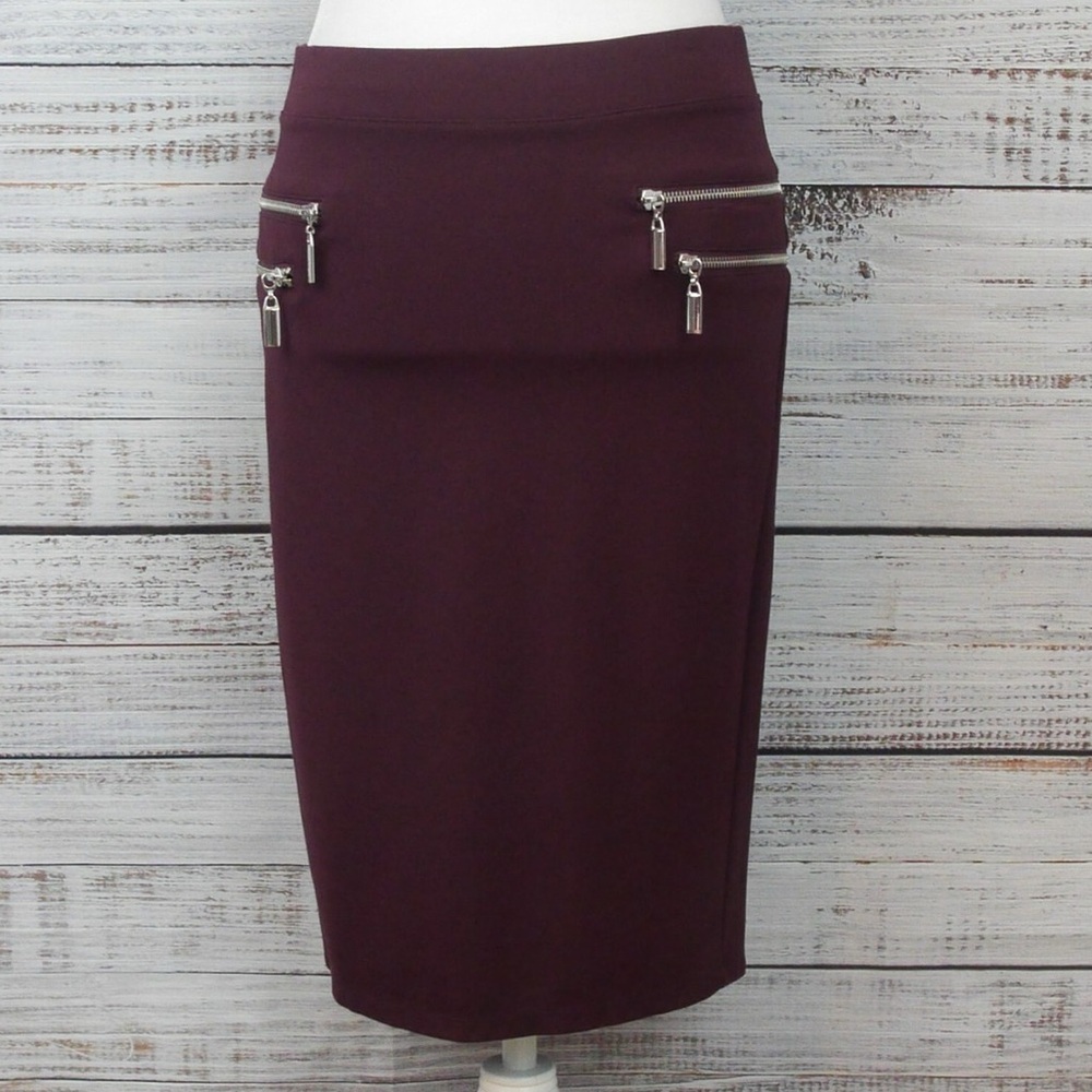 NWT Jennifer Lopez Woman’s Small Maroon Pencil Skirt With Zipper Details
